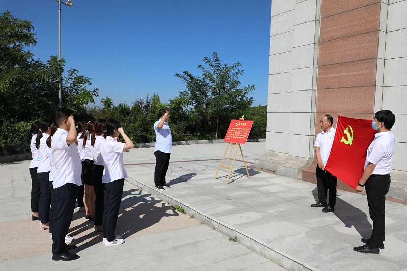 走進紅色軍臺嶺 機關第三黨支部 開展“沉浸式”學黨史活動